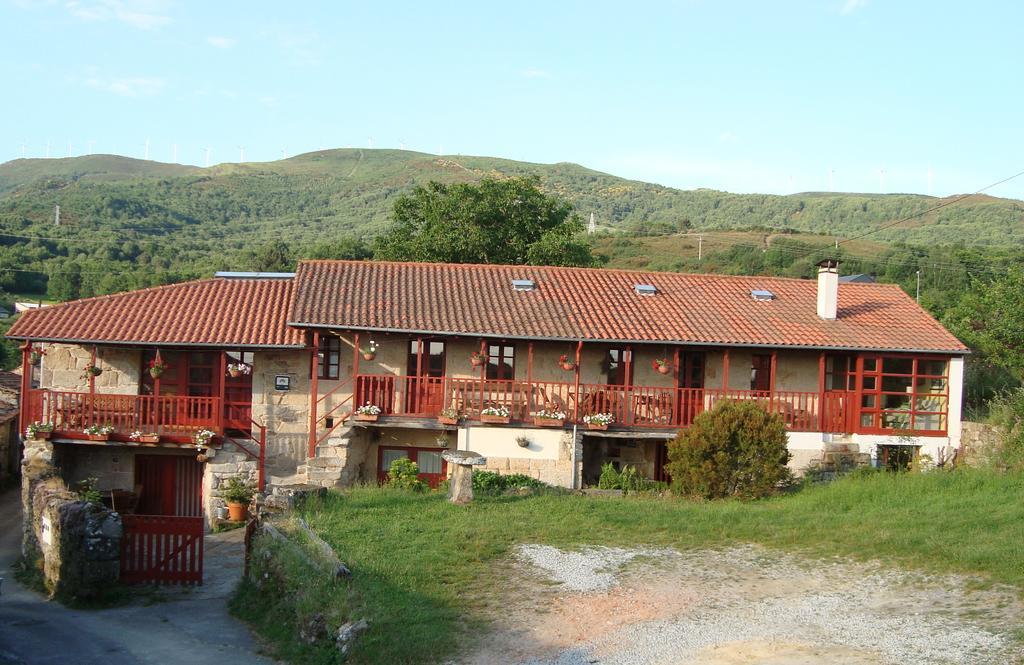 A Casa Da Eira Guest House Cerreda Екстериор снимка