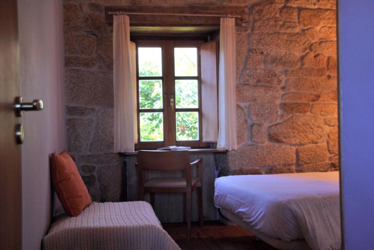 A Casa Da Eira Guest House Cerreda Стая снимка