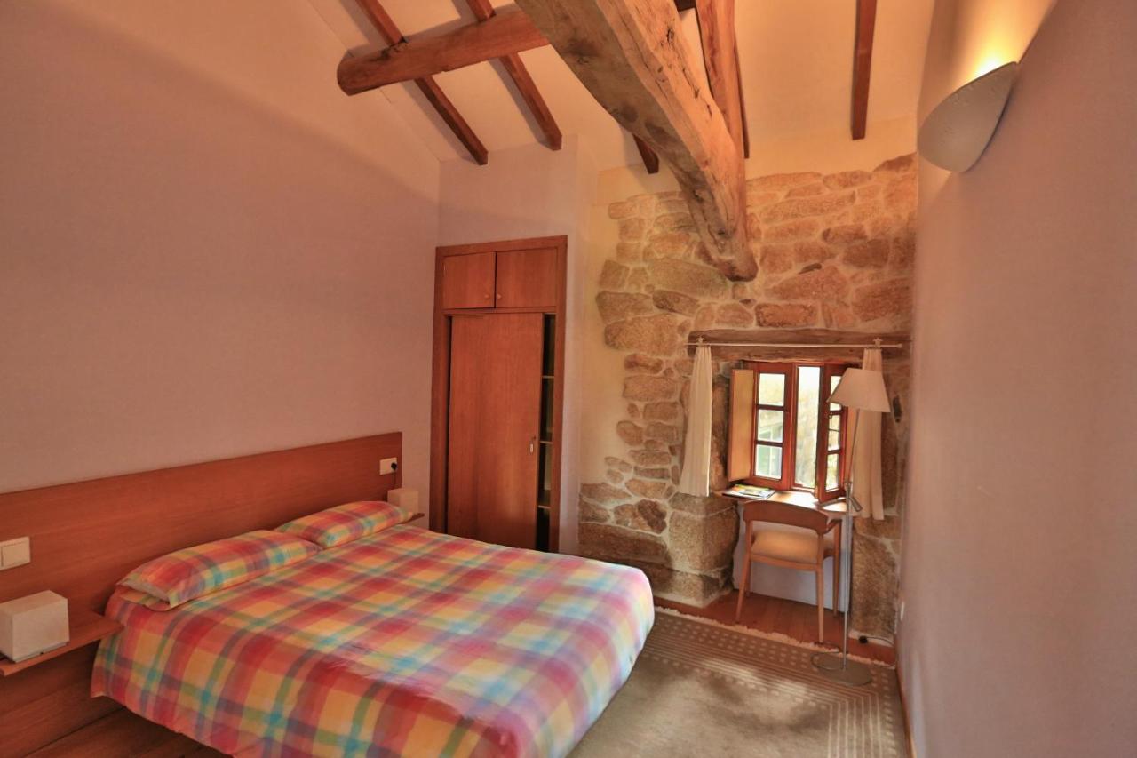 A Casa Da Eira Guest House Cerreda Стая снимка