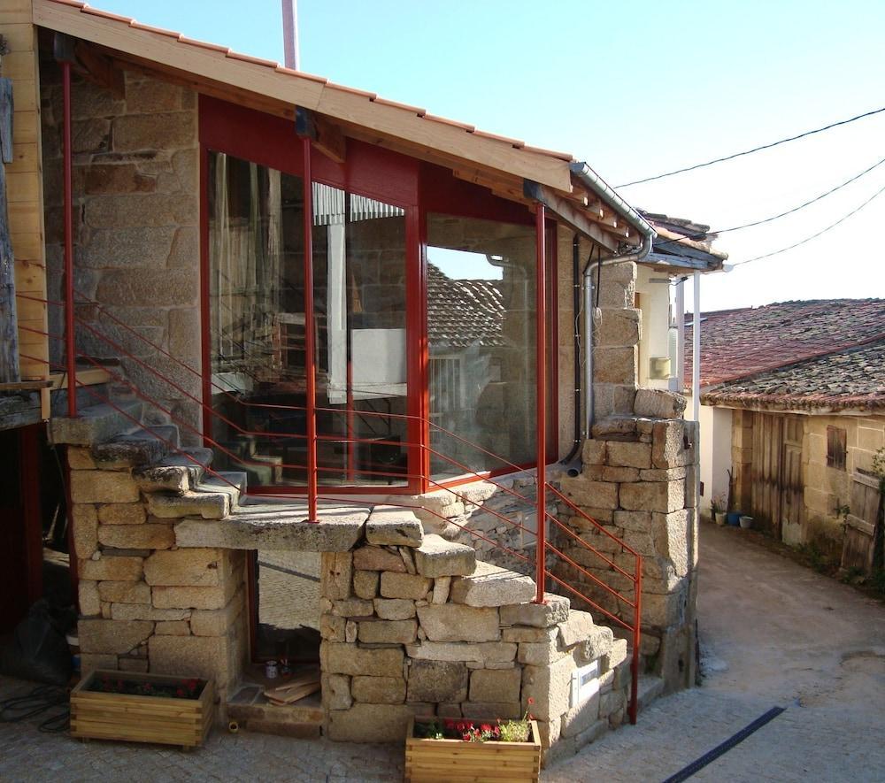 A Casa Da Eira Guest House Cerreda Екстериор снимка